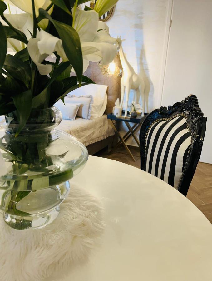La Dolce Vita Luxury Apartments With Best Free Private Parking In City Center Pula Exteriér fotografie